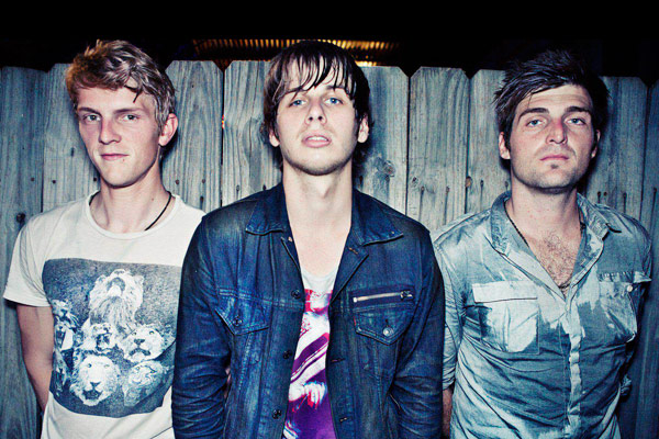 Foster The People Return With Three New Songs Radioandmusic Com