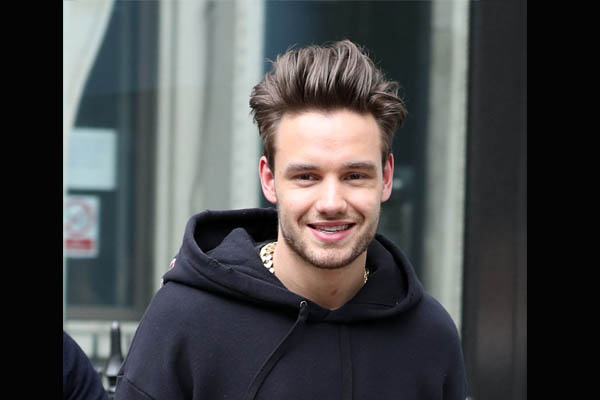 Liam Payne Posts Matching Instagram With Son Bear in Yeezys | Teen Vogue