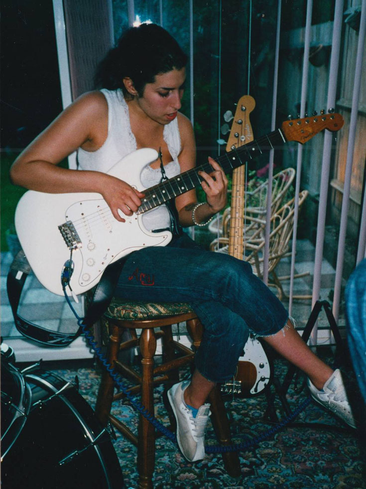 Amy during a jamming session