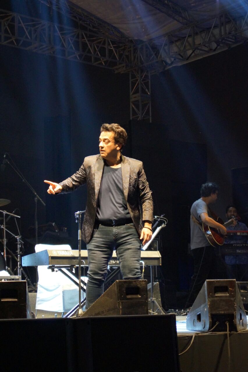  Adnan Sami