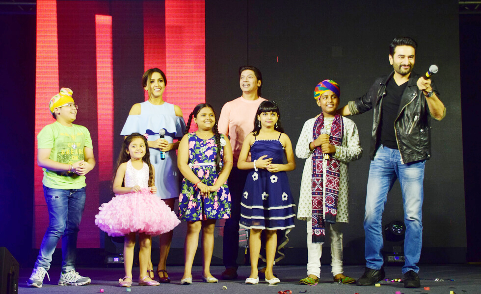  (From left) Neeti Mohan, Shaan, Shekhar Ravjiani and the kids at the launch of &TV's The Voice India Kids