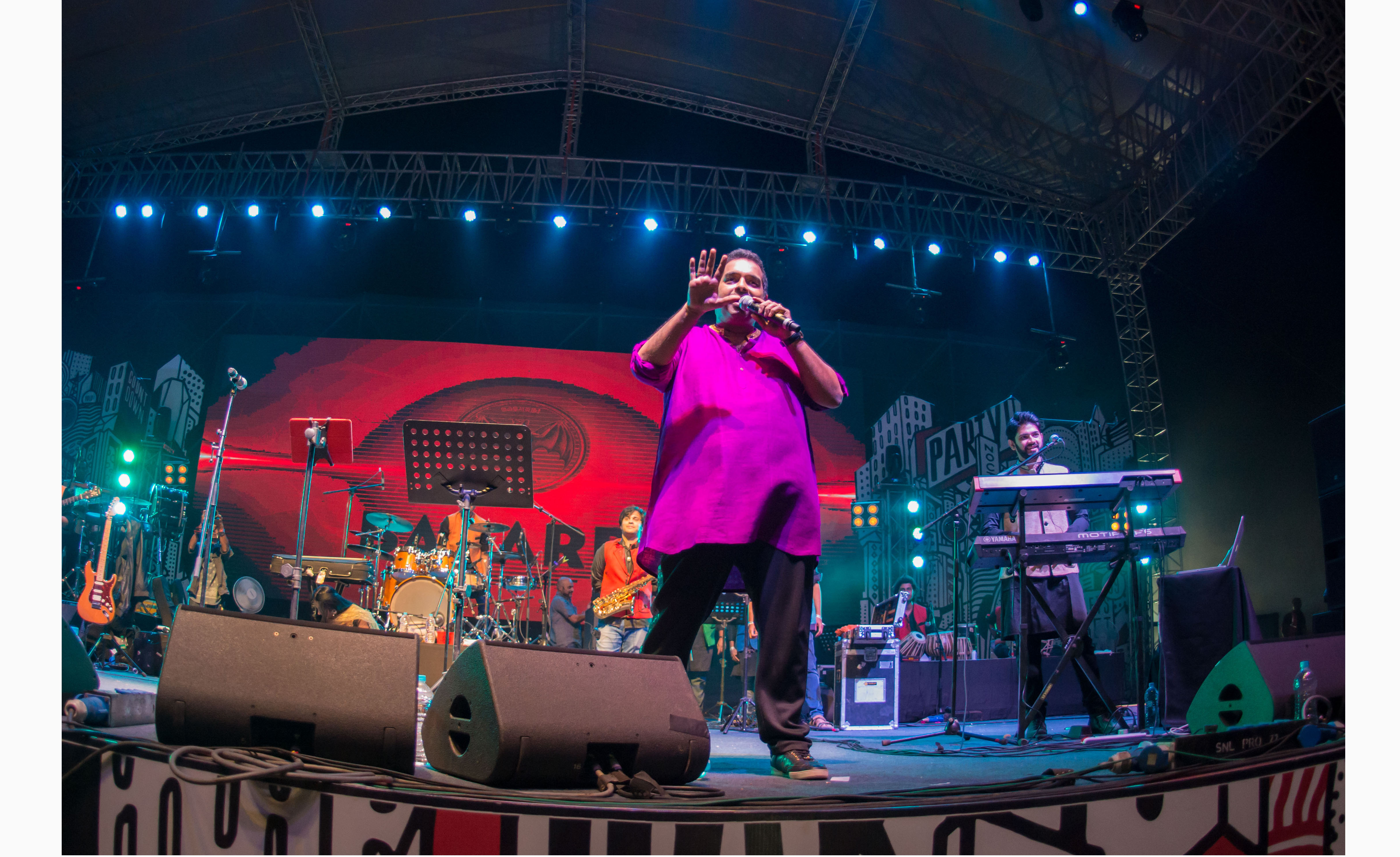 Shankar Mahadevan performance on Day 3 of Bacardi NH7 Weekender Pune. Photo Credit - Clique Photography