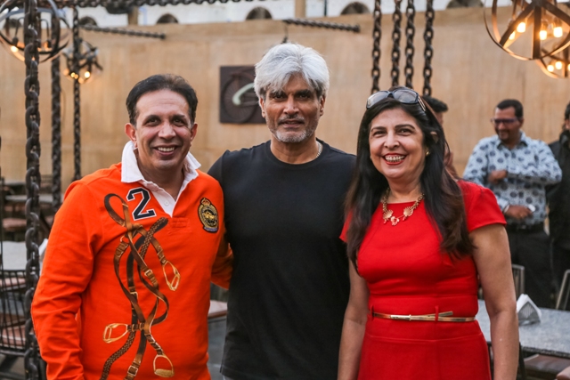 Harindra Singh with Parvez Damania & Roshni Damania