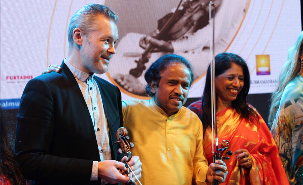 Violinist Dr. L. Subramaniam, Singer Kavita Krishnamurthy