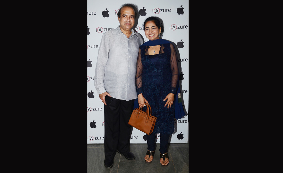  Suresh and Padma Wadkar