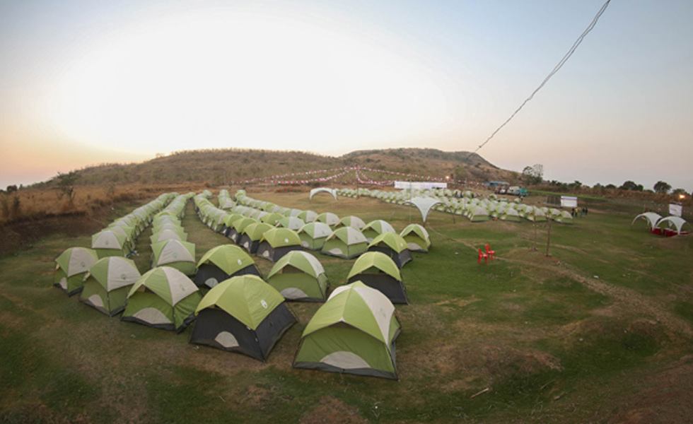 Camping-under-the-stars