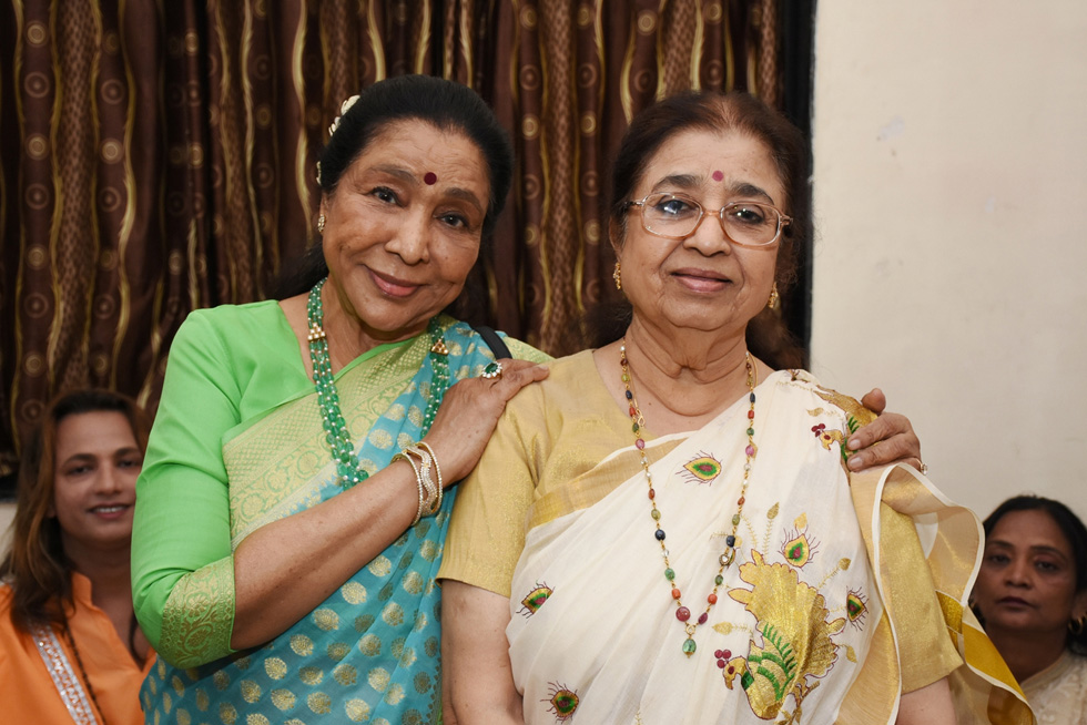 Asha Bhosle and Usha Mangeshkar 