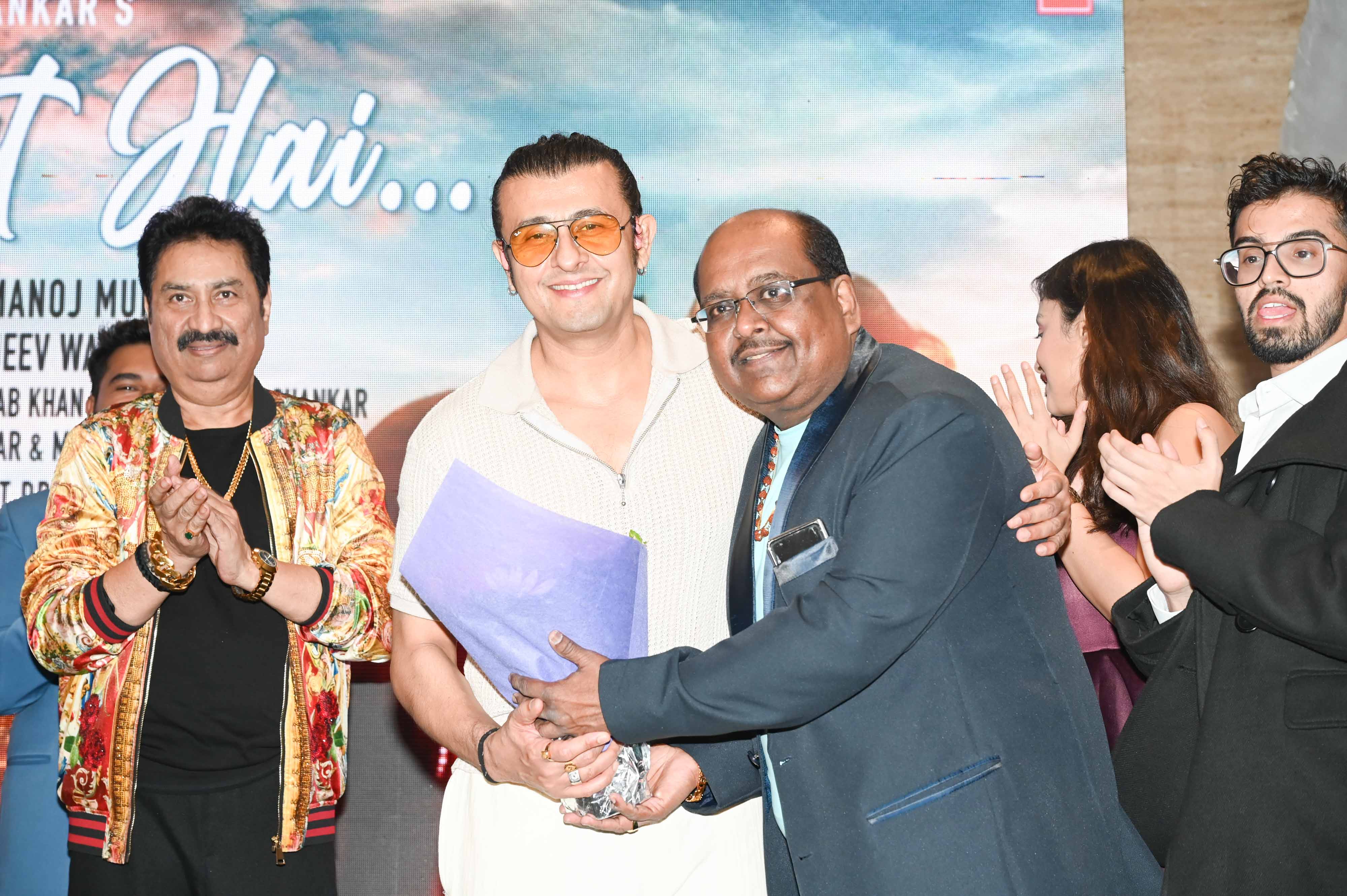 Ram Shankar with Kumar Sanu, Sonu Nigam 